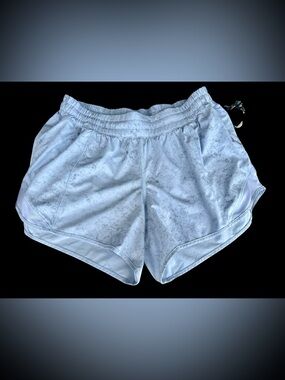 Lululemon Hotty Hot Low-Rise Lined Short 4" - Gravel Dust Pastel Blue Multi, 10